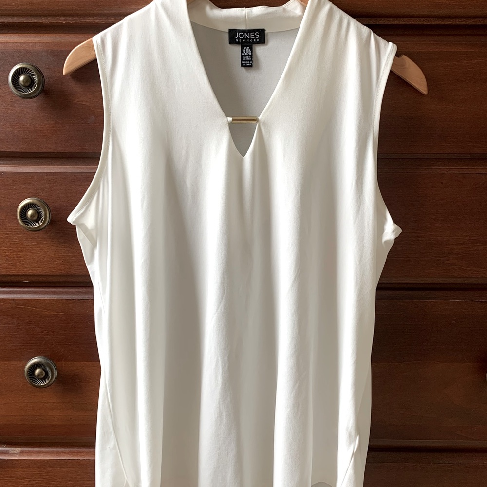 Jones New York white shell